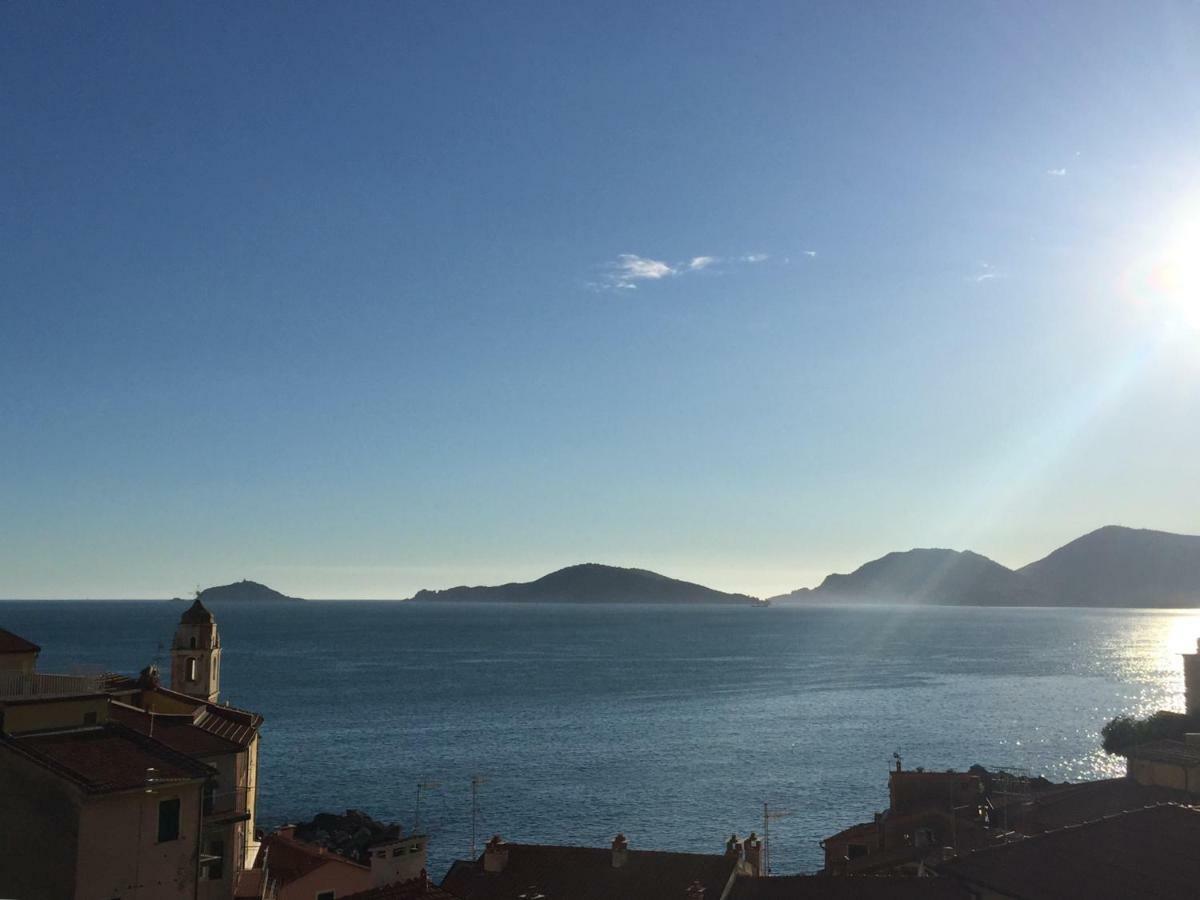 Appartamento Un Giorno Di Sole Lerici Buitenkant foto